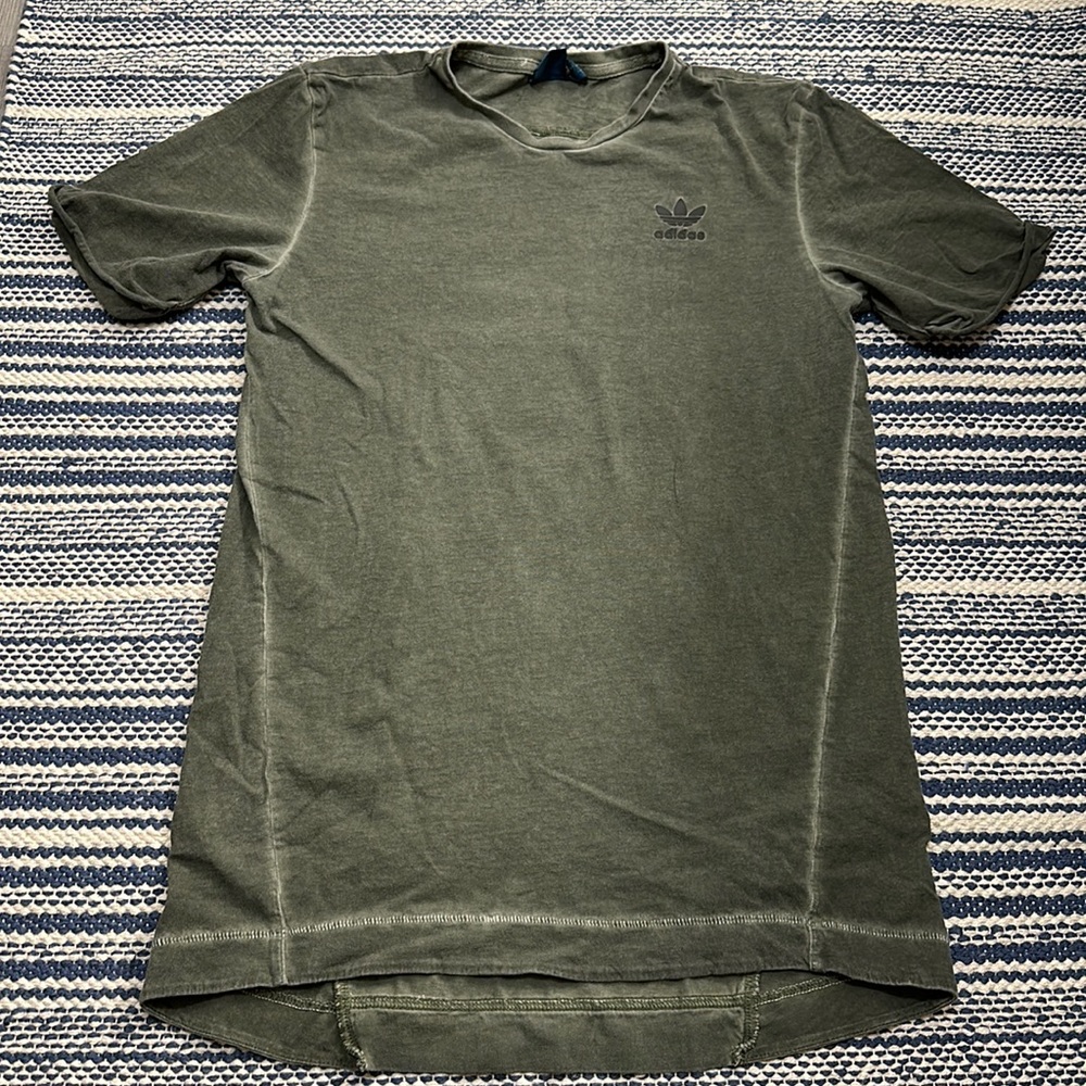 ADIDAS STREET MODERN TEE